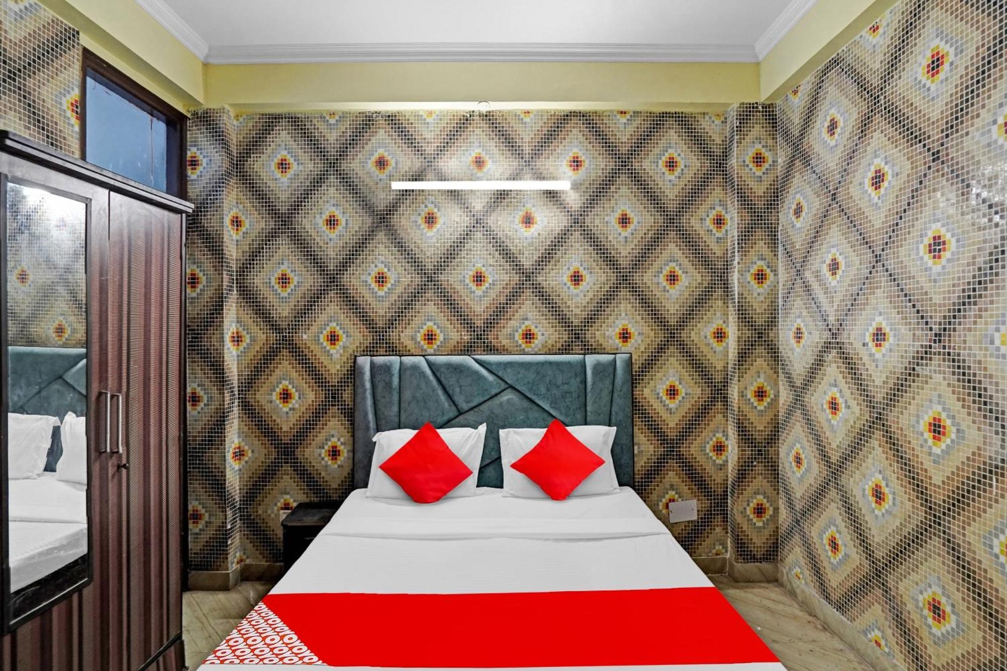 Hotel O Park View Noida Eksteriør bilde